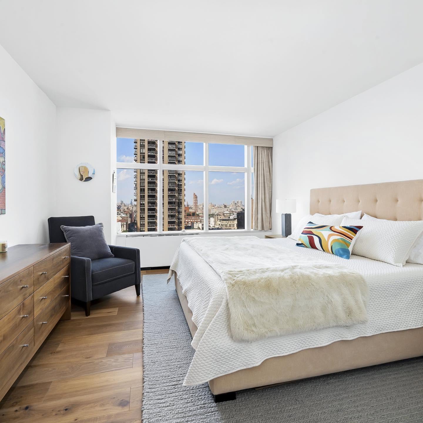 High-Floor Apartment Junk Removal – Midtown East, NYC