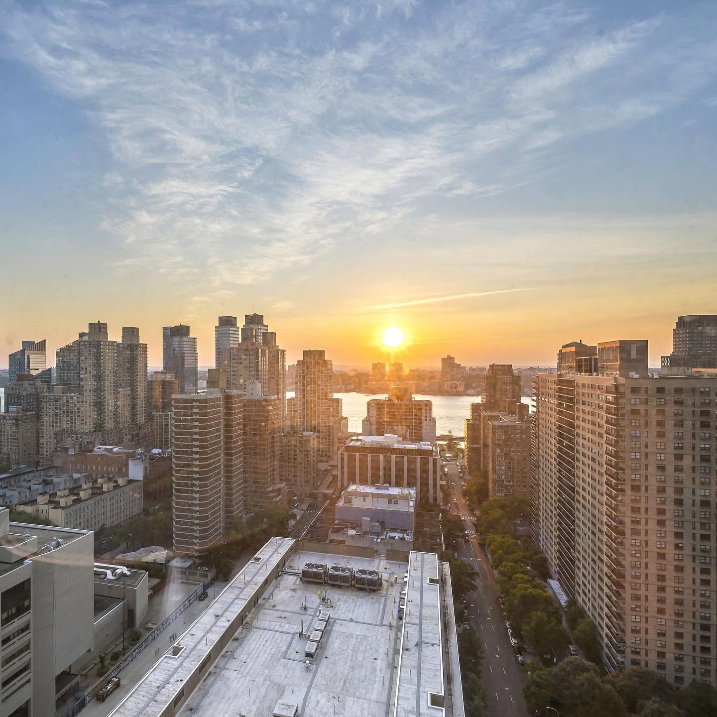Full-Floor Residential Cleanout – Upper Manhattan
